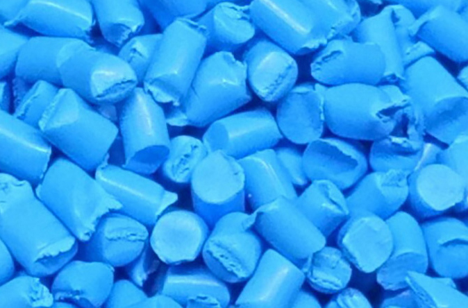 金塑顏塑膠生產(chǎn)廠家:色母粒配色的注意事項(xiàng)