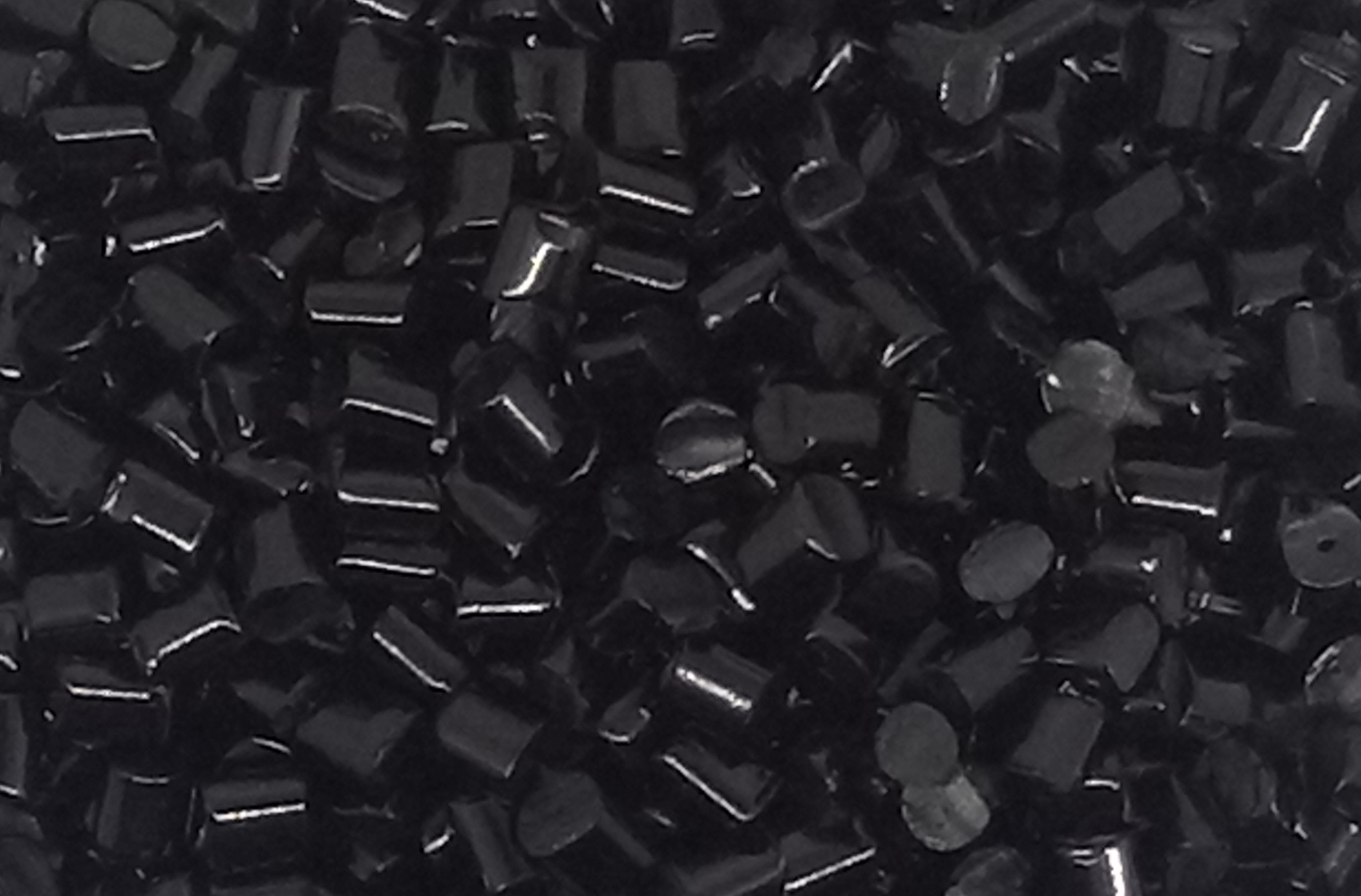 金塑顏帶您了解如何辨別黑色母粒的好壞？