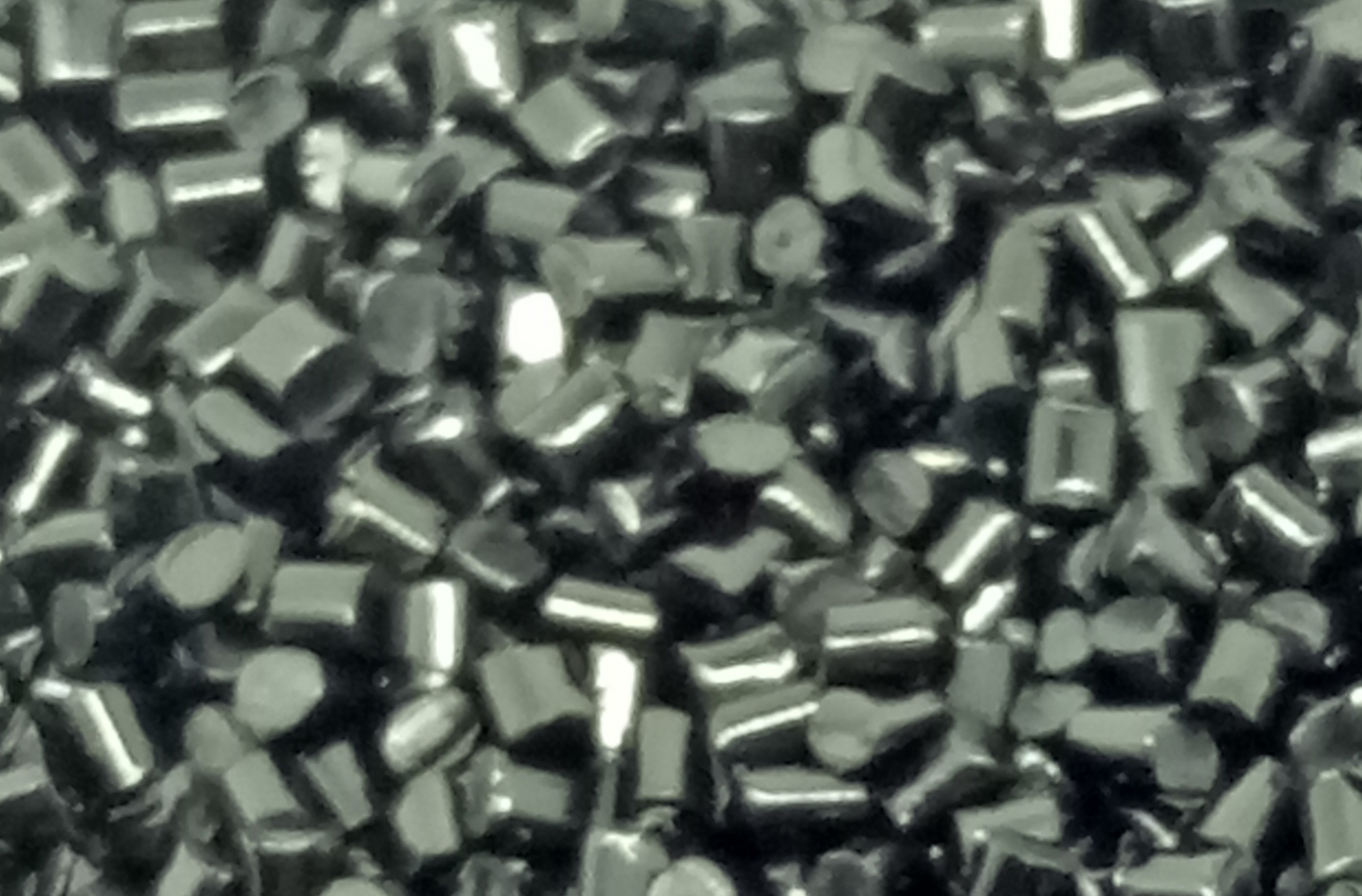 使用黑色母粒的好處哪些？