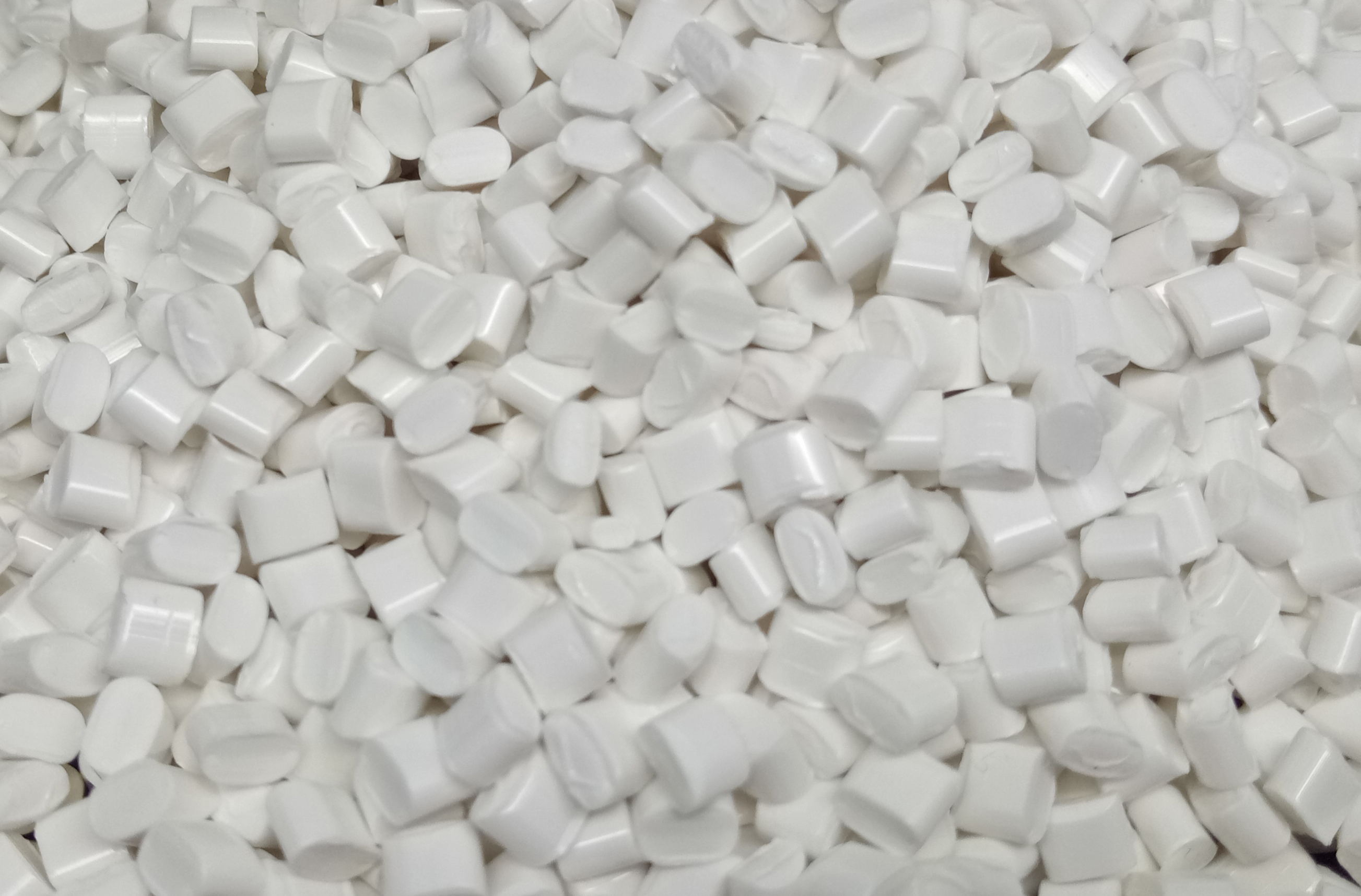 我們?nèi)绾芜x擇白母料的載體？